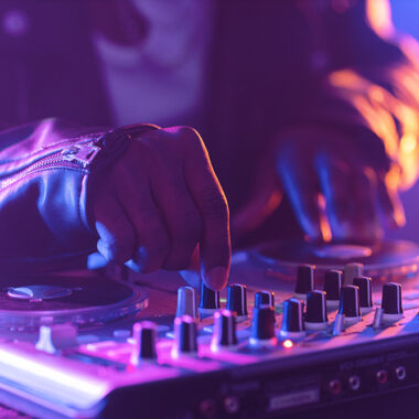dj petrecere Bucuresti
